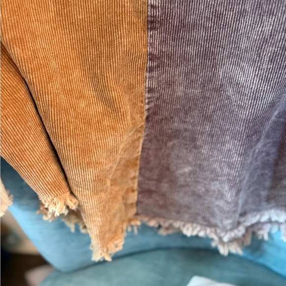 Color Block Collared Neck Jacket - Picture 13 of 15